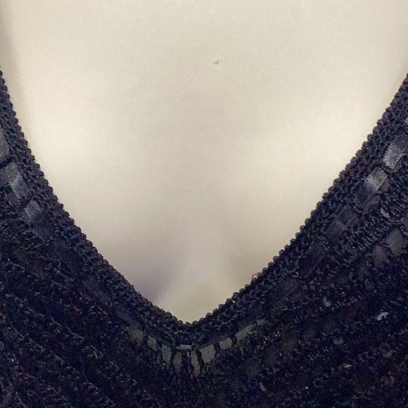 Cool Attitudes Black V-Neck Sleeveless Top - Picture 2 of 9